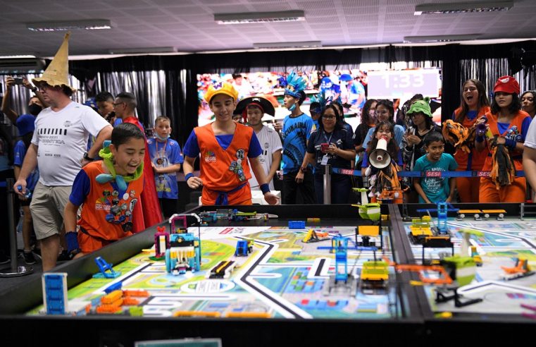 Equipe do CCTI de Boa Vista participa de torneio de robótica em Manaus