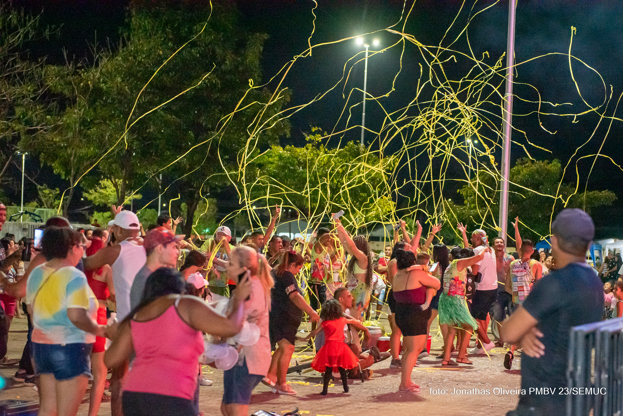 População comemora retorno da folia nas ruas de Boa Vista