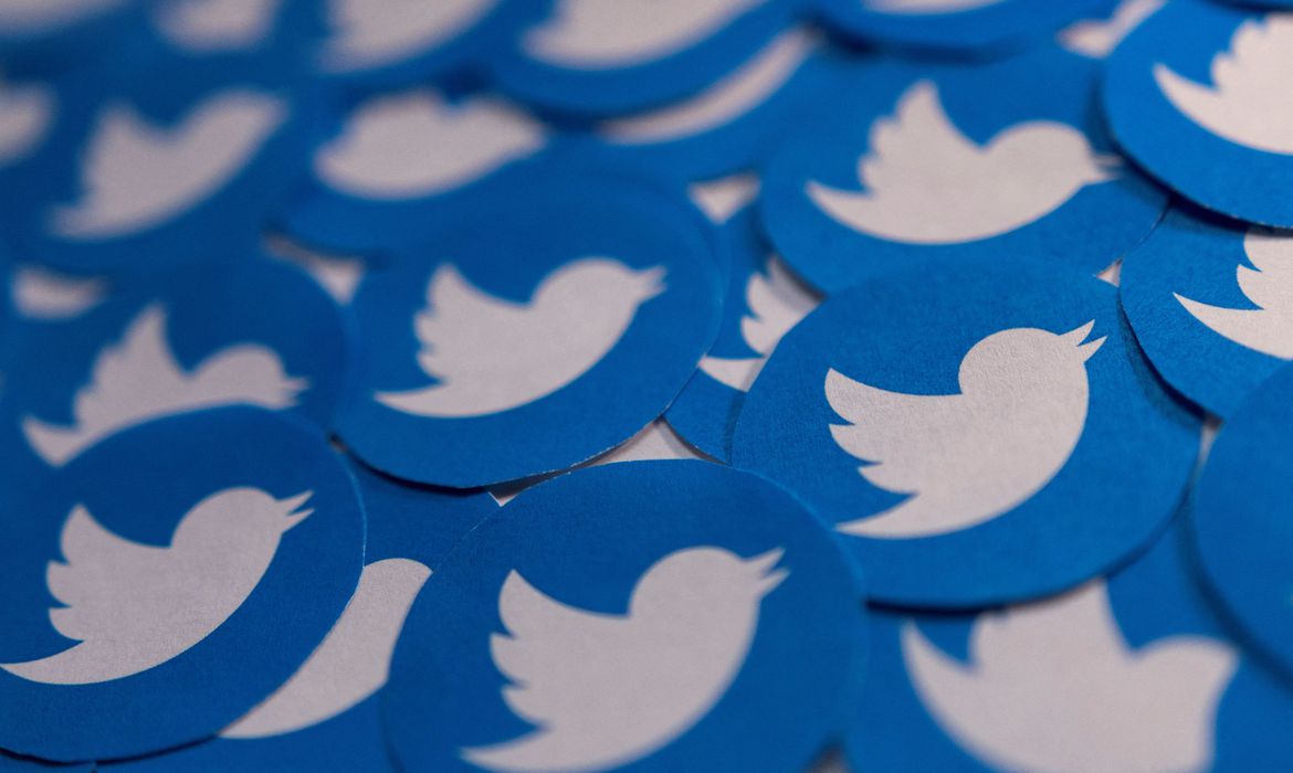 Justiça pede exclusão de 270 contas do Twitter que divulgam hashtags relacionadas a ataques em colégios