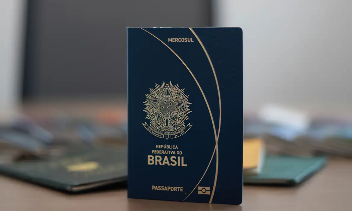 Serviço de agendamento online para emissão de passaporte é retomado