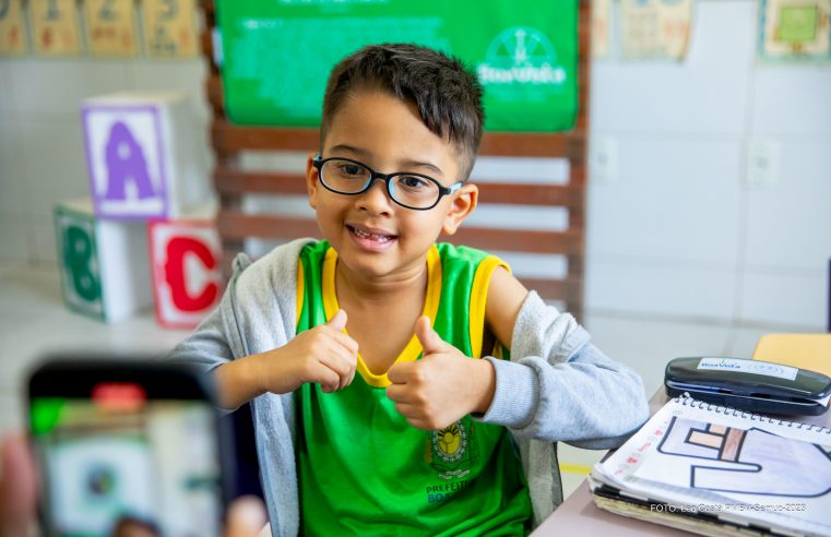 Alunos das escolas municipais de Boa Vista recebem óculos gratuitos do projeto Bem-Te-Vi