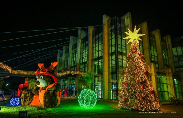 Teatro Municipal de Boa Vista ganha decoração natalina