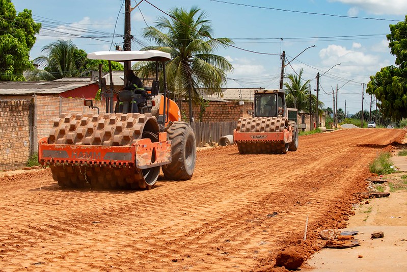 Nove vias do bairro Equatorial recebem obras de infraestrutura