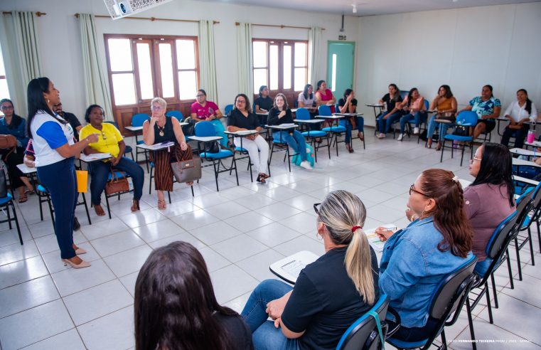 Semana pedagógica capacita profissionais da educação para retomada das aulas