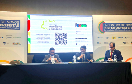 Prefeitos conhecem planos para desenvolvimento sustentável da Faixa de Fronteira