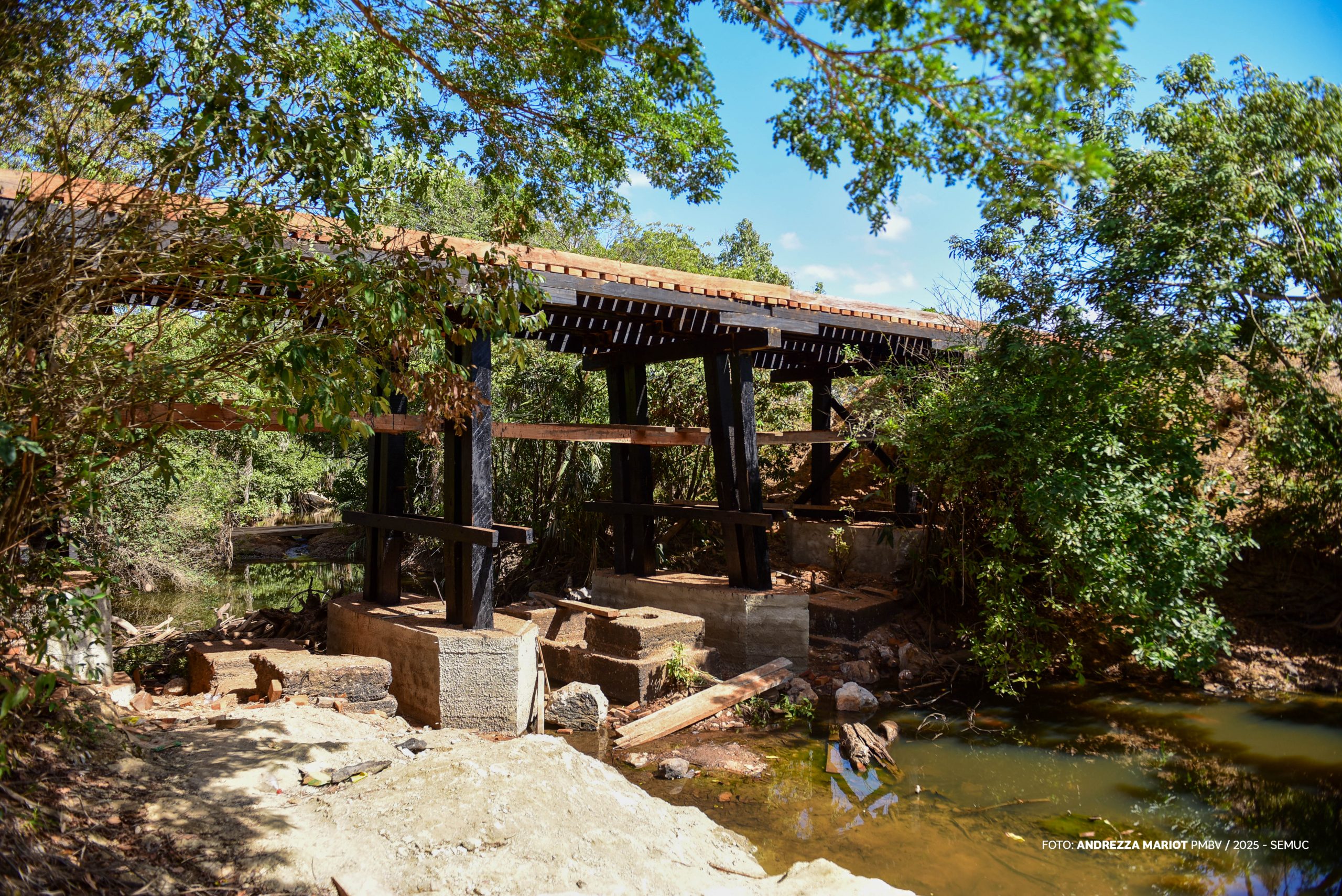 Principal ponte da região do Truaru é reconstruída antes do período chuvoso