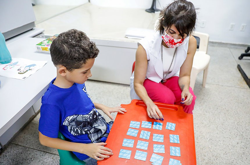 Roraima aprova lei que garante dois acompanhantes a pacientes com autismo em unidades de saúde