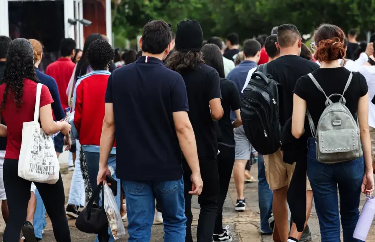 MEC anuncia pré-inscrição automática e certificação no Enem 2025