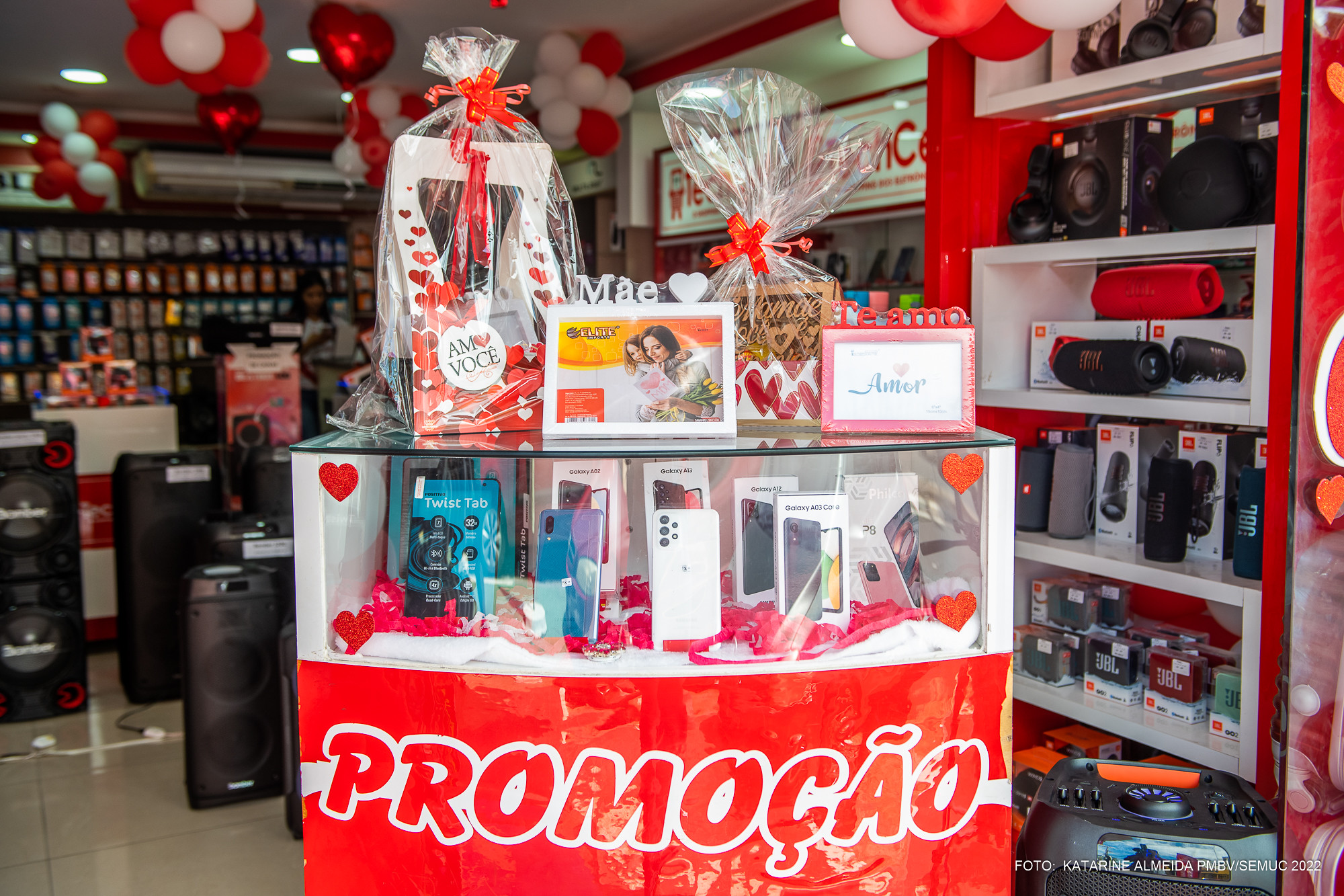 Procon Boa Vista realiza ação educativa sobre direitos do consumidor em homenagem ao Dia das Mães