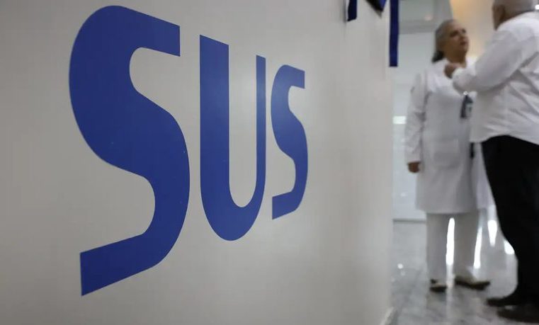 Agência do SUS abre 130 vagas para atuar em Brasília com salários de até R$ 16,6 mil