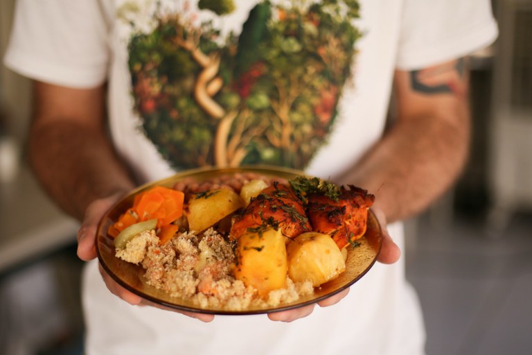 Brasil reduz insegurança alimentar e sai do Mapa da Fome, aponta ONU
