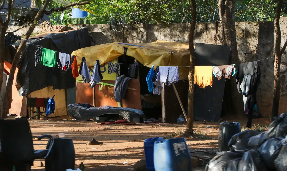 Programa Bolsa Família passa a incluir famílias em situação de rua e insegurança alimentar