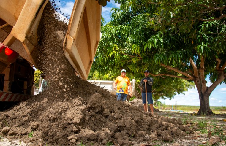 Boa Vista distribui 1.600 toneladas de calcário para agricultores familiares