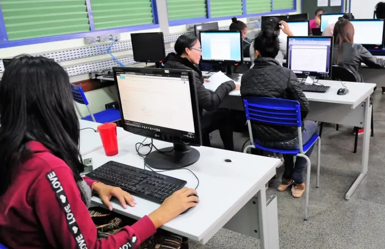 Pela 1ª vez, cursos EaD tem mais alunos que o ensino presencial no Brasil