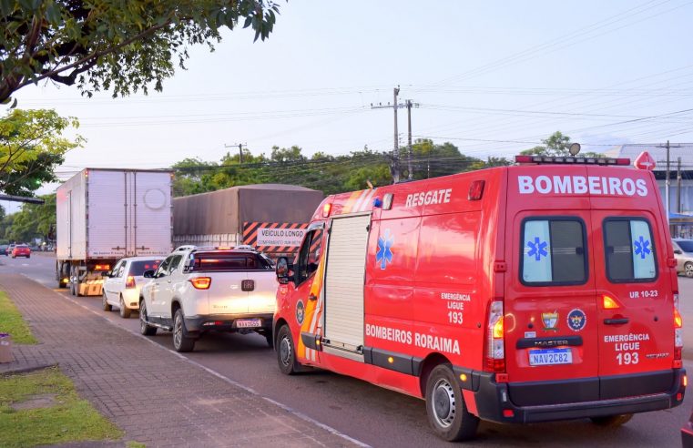 Motoristas devem liberar passagem para viaturas de emergência, alerta Corpo de Bombeiros