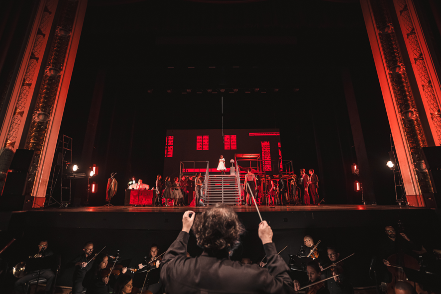 Teatro Municipal de Boa Vista recebe “Hilda Furacão”nos dias 31 de outubro e 1º de novembro