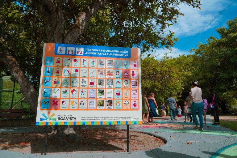 Bosque dos Papagaios ganha recurso inédito para facilitar interação com pessoas não verbais