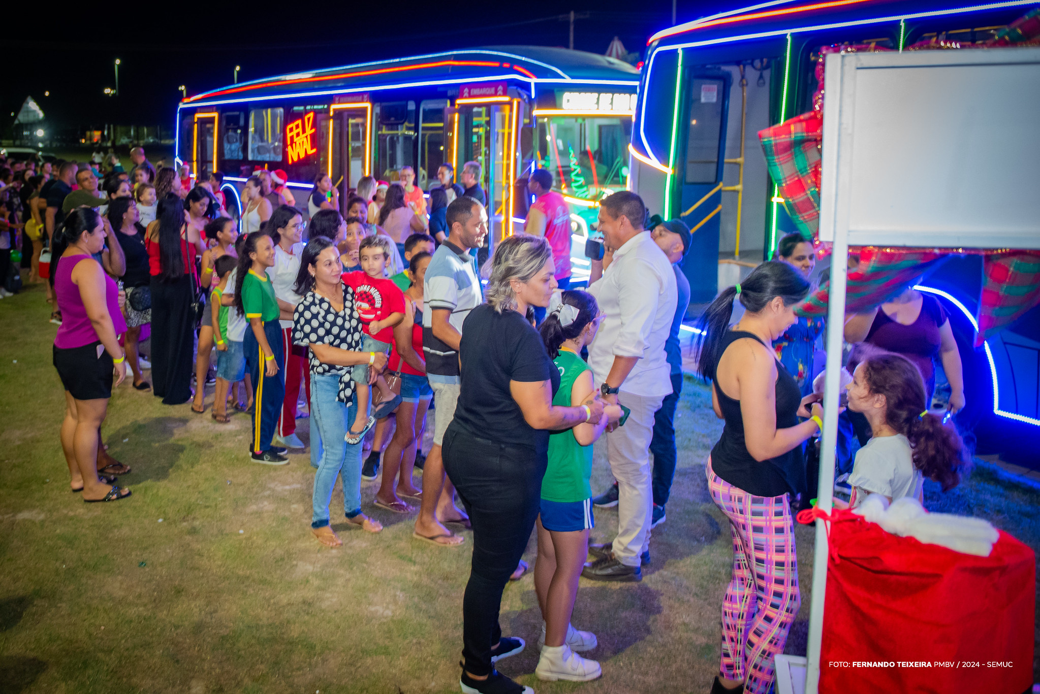 Passeios do Expresso Natalino percorrem locais decorados de Boa Vista entre 7 e 14 de dezembro; veja onde embarcar