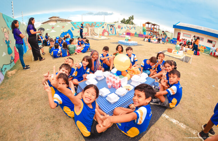 Escola Municipal Emília Rios ganha parque infantil em parceria com a Fundação Abrinq