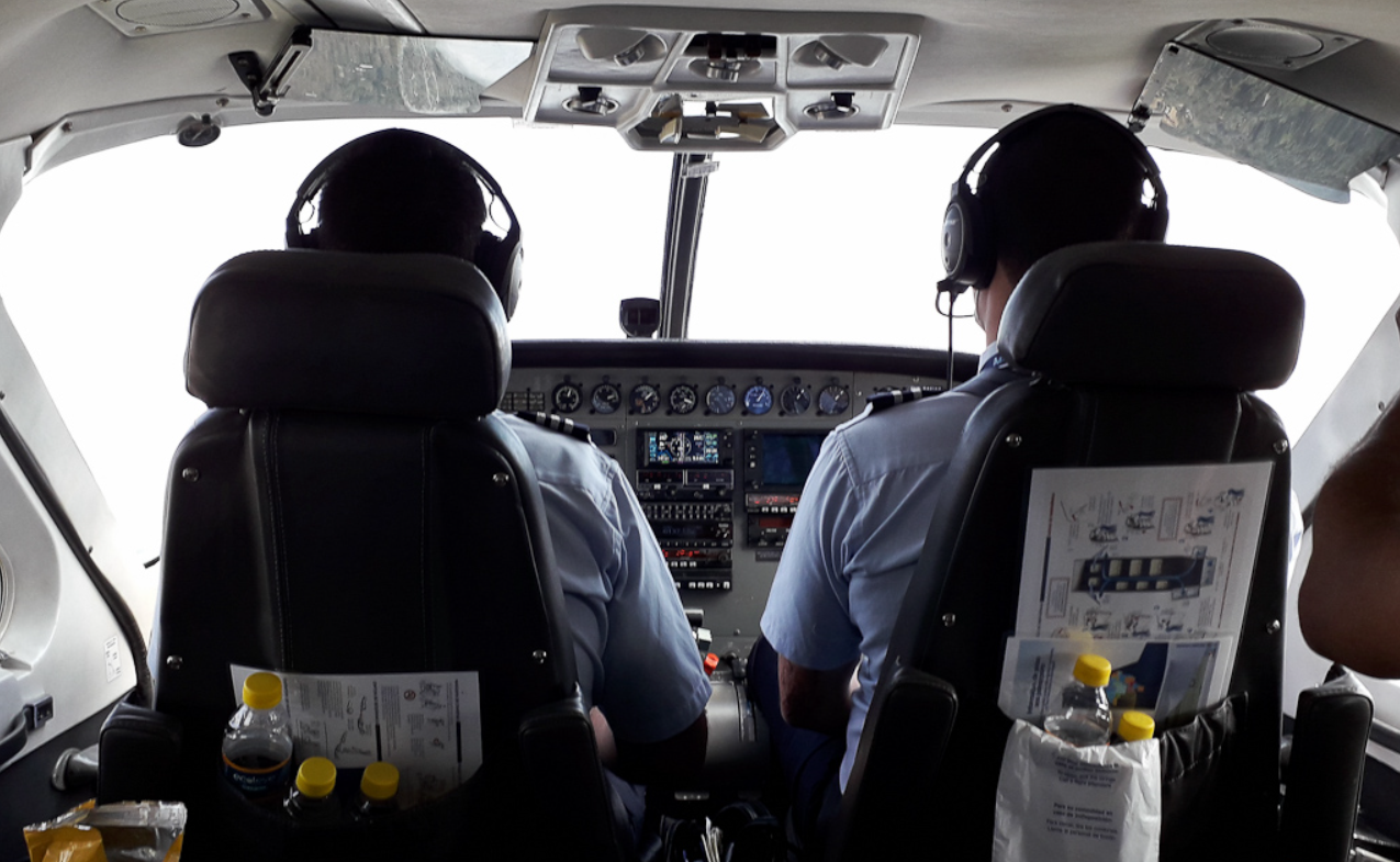 Pilotos e comissários podem entrar em greve no início de 2026