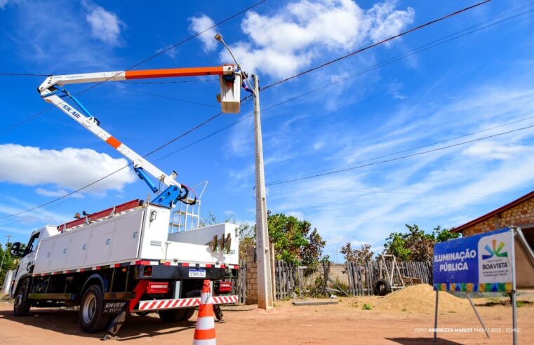 Iluminação em LED chega ao bairro João de Barro e garante qualidade de vida aos moradores