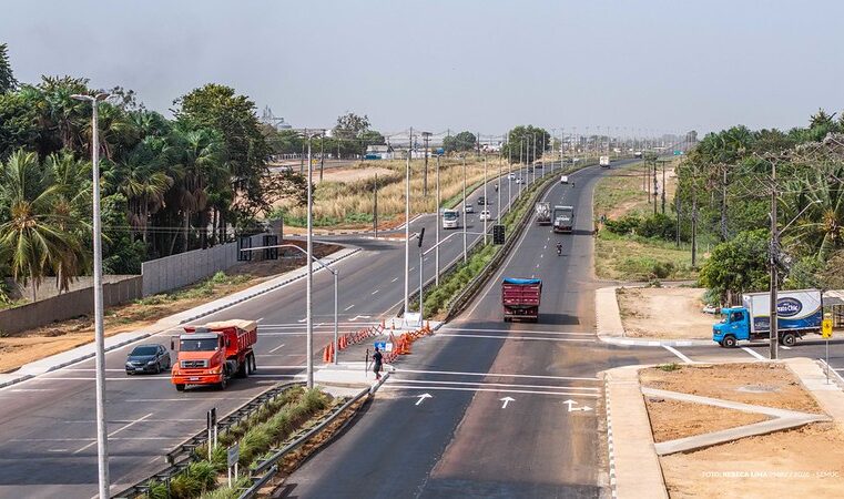 Cruzamento da Brasil com Capitão Clóvis ganha sinalização semafórica