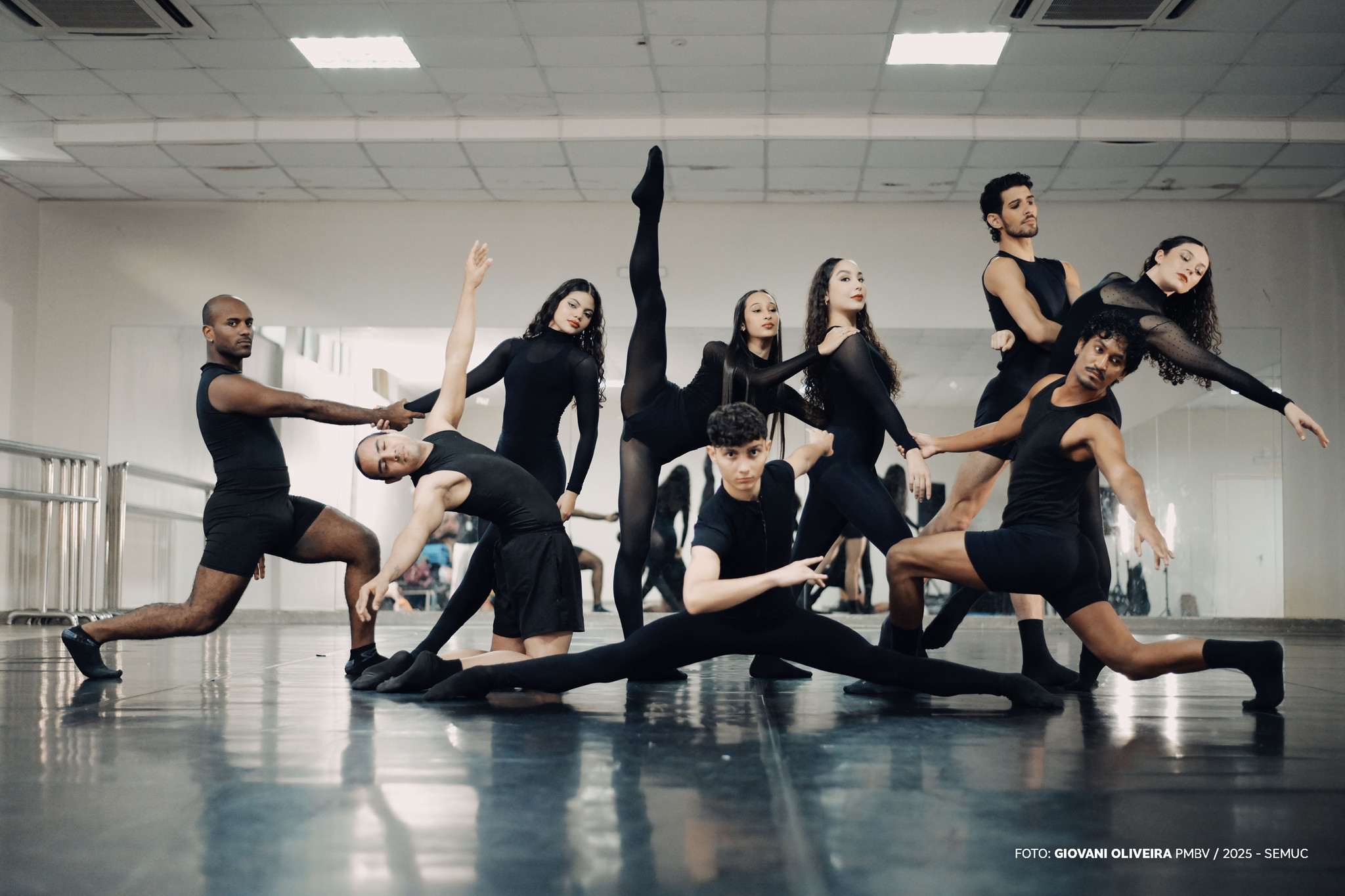 Teatro Municipal recebe inscrições para formação em Ballet Clássico nesta quarta-feira (11)
