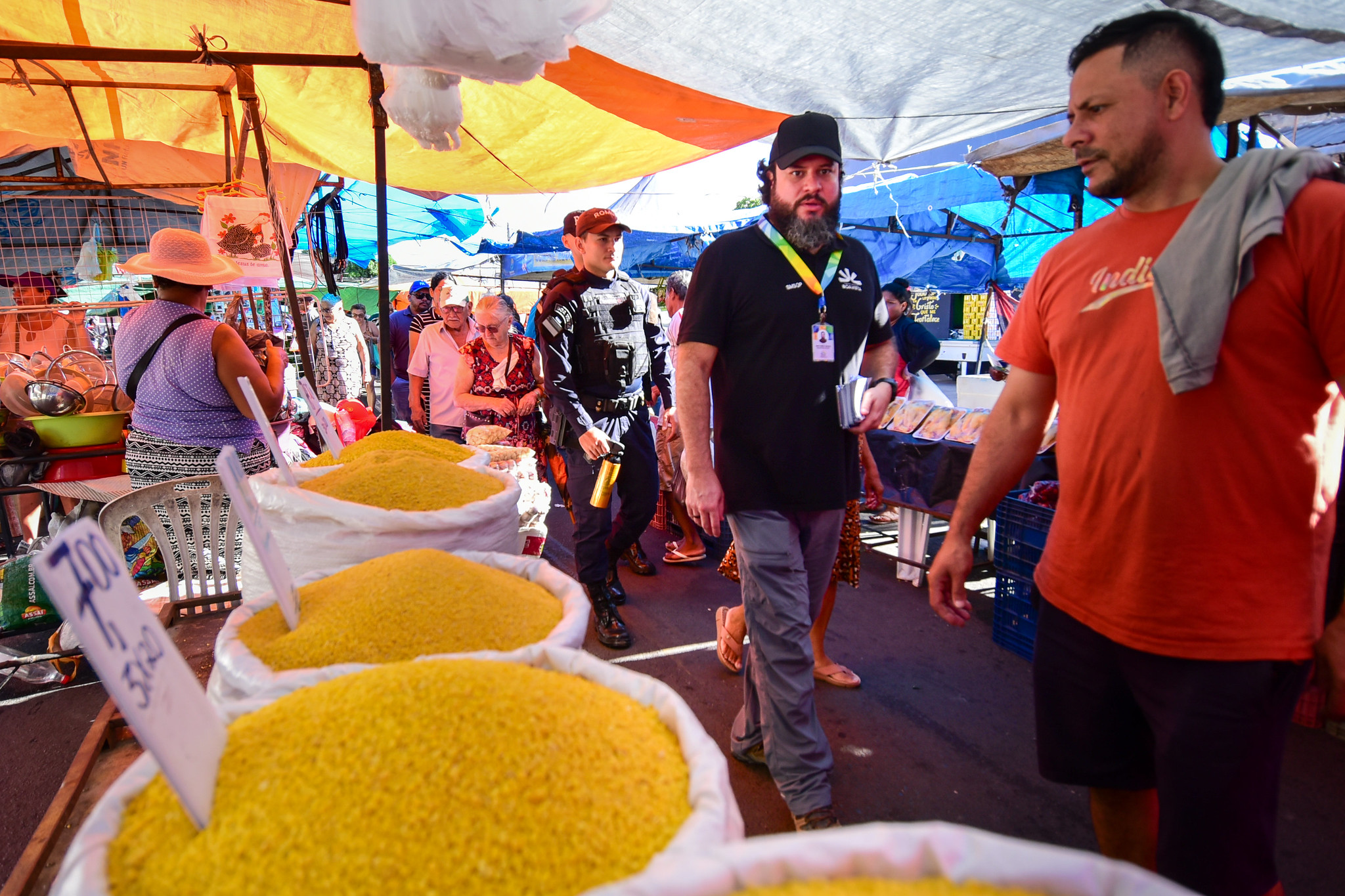 Prefeitura orienta feirantes sobre horários e normas nas feiras de Boa Vista