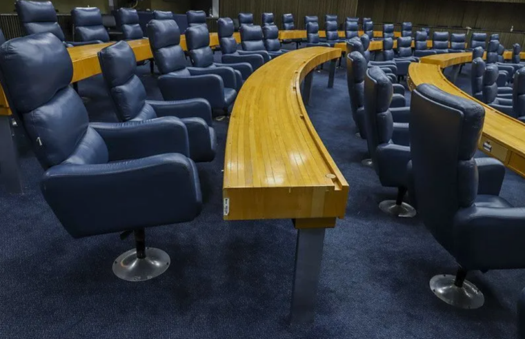 Com prazo até 3 de abril, janela partidária intensifica troca de partidos no Congresso