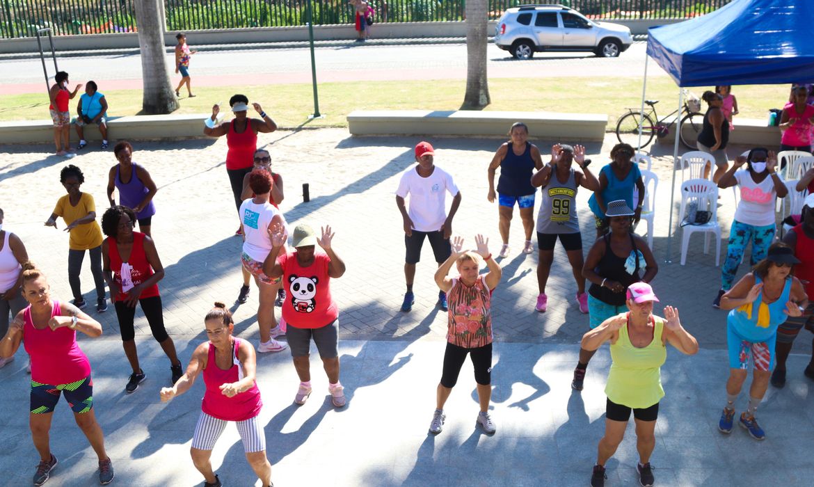 Medicamentos para obesidade só com dieta e exercícios, diz Abeso