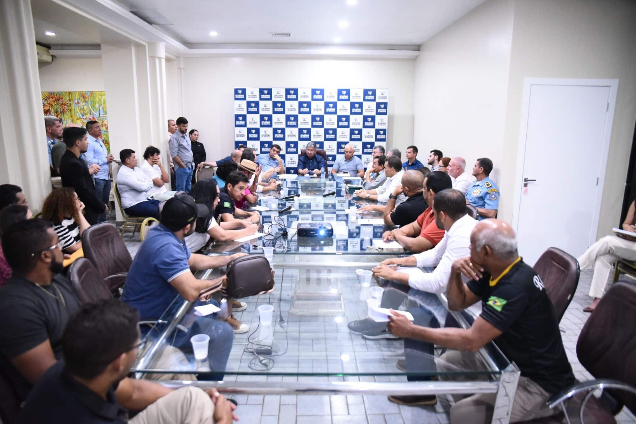 Após mobilização, servidores de Roraima aceitam proposta de reajuste salarial de forma escalonada até 2029