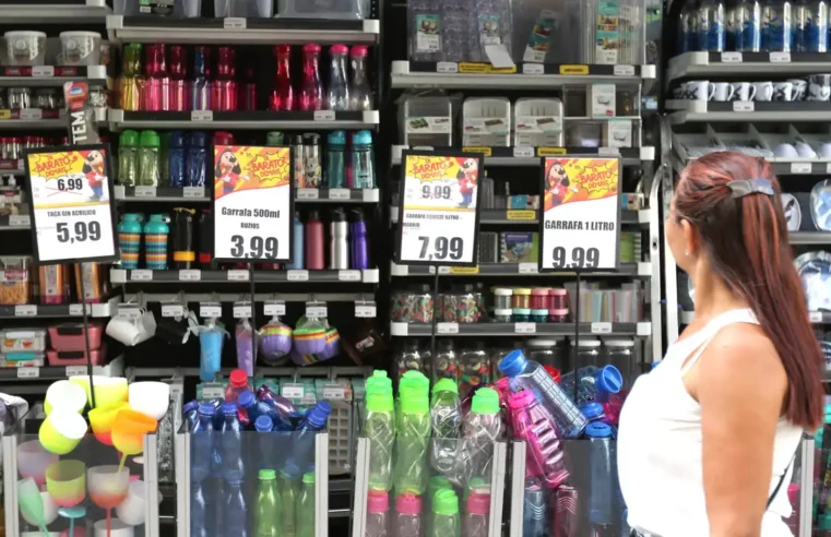 Quase metade das pequenas e médias empresas perde margem de lucro com aumento de despesas, aponta Serasa Experian