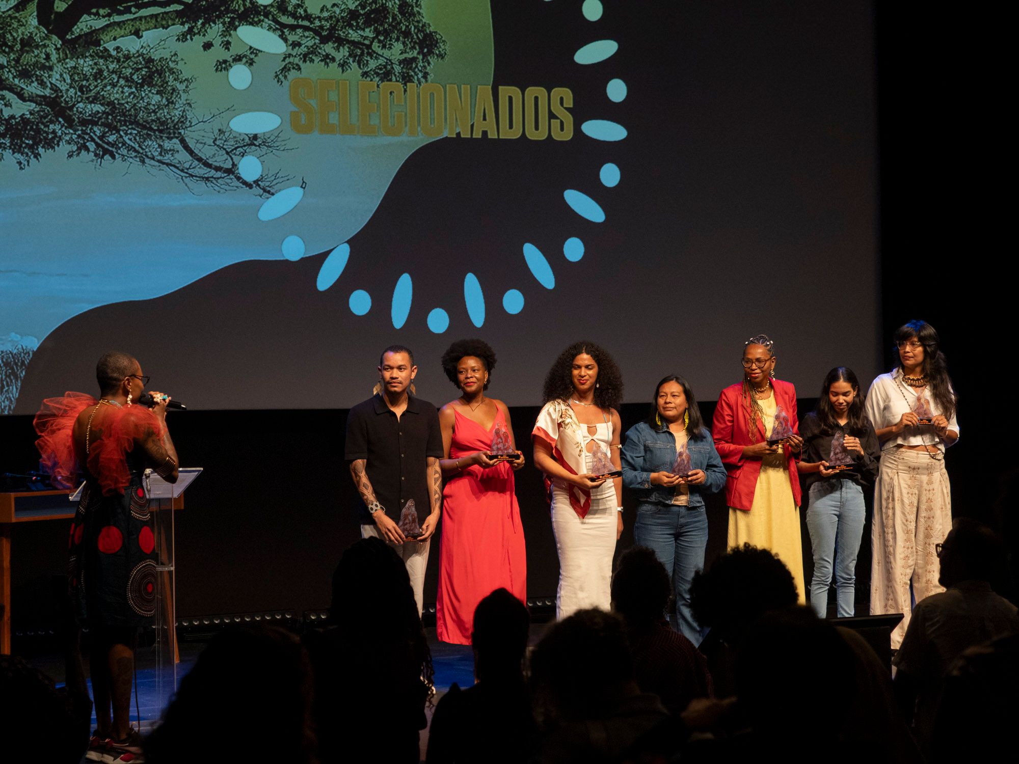 Programa Ancestralidades – Edital seleciona pesquisas sobre arte e cultura negra e indígena na educação