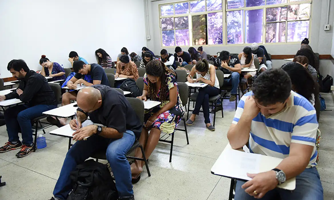 Inscrições do Encceja 2026 terminam hoje (15)