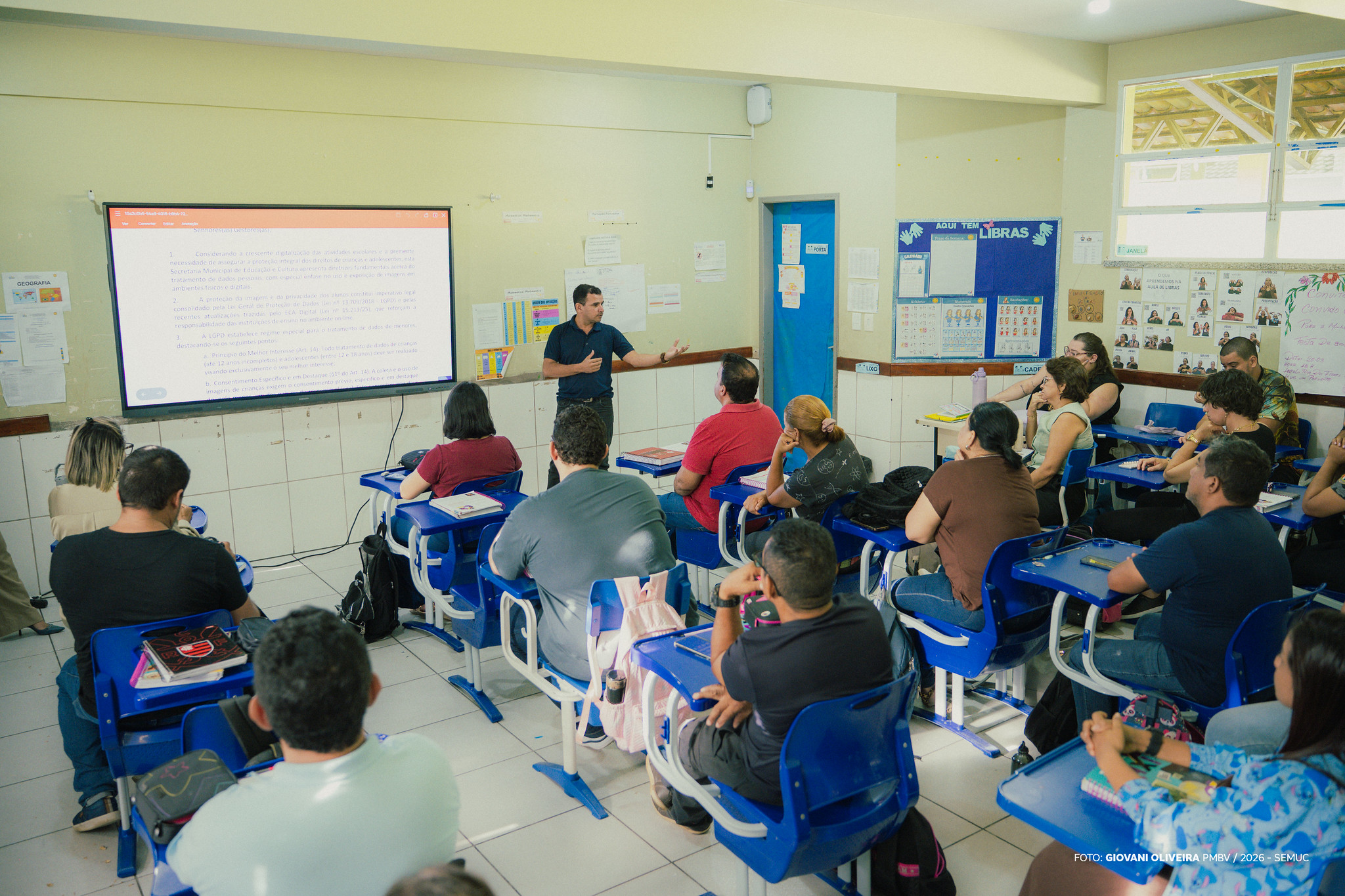 Boa Vista discute segurança digital e uso de imagem nas escolas com base no ECA Digital