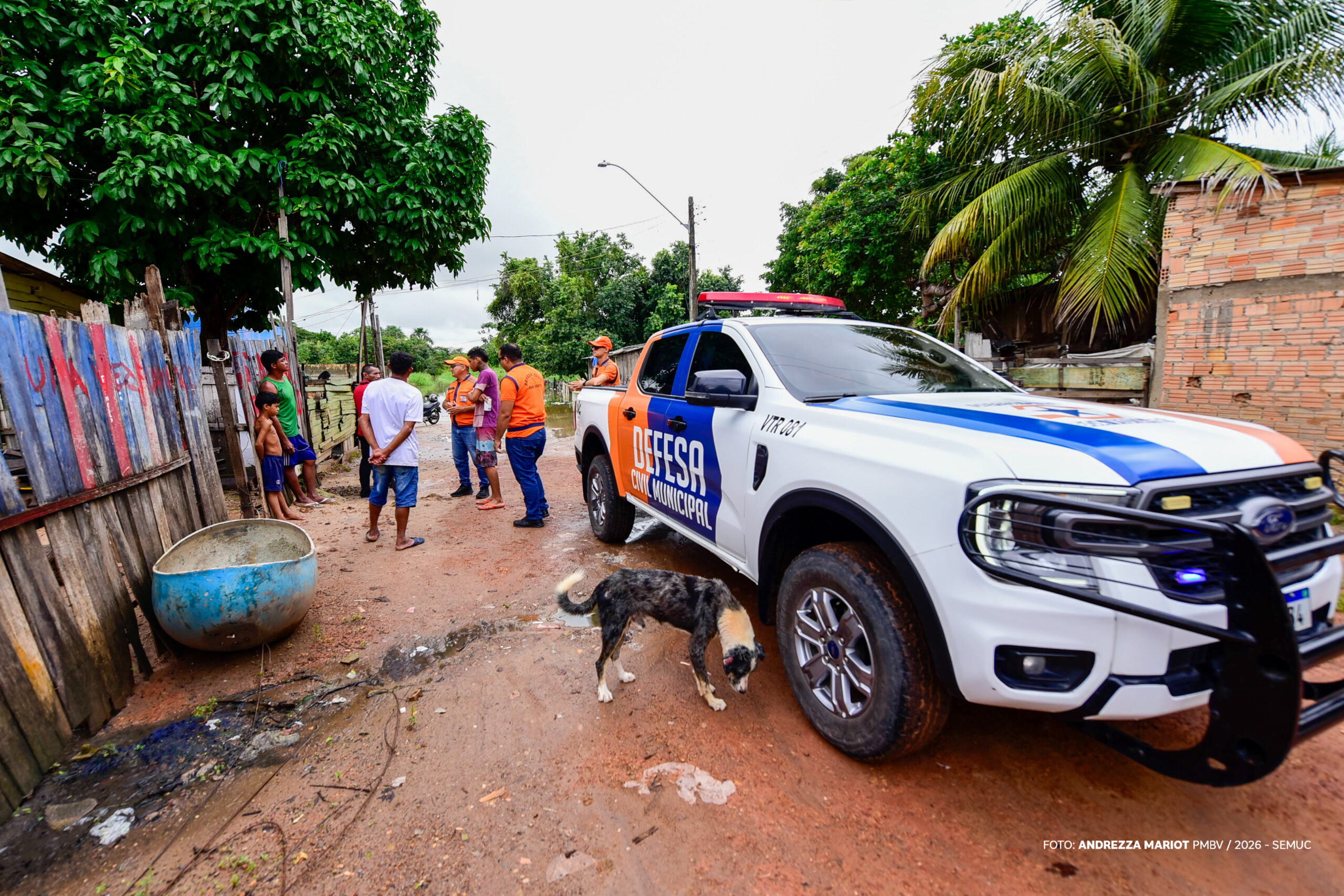 Equipes da Defesa Civil acompanham áreas de risco durante período chuvoso em Boa Vista