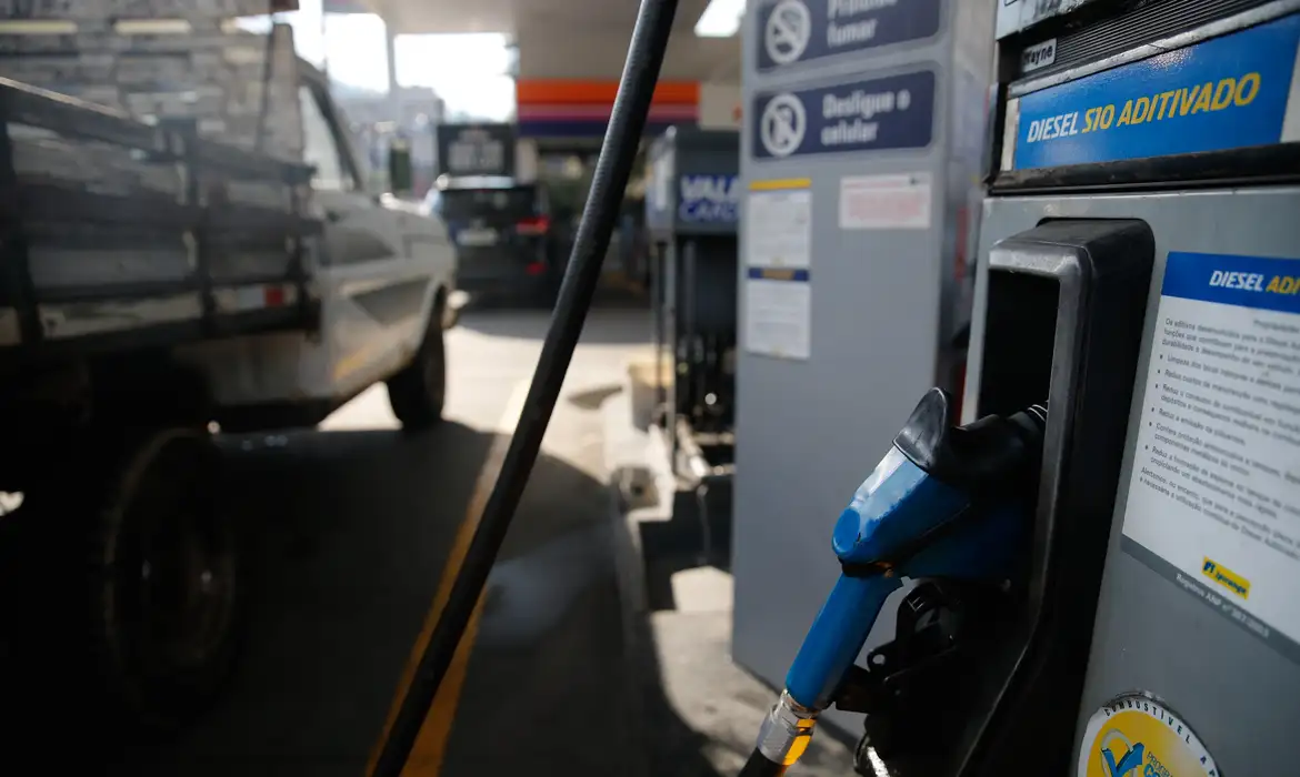 Diesel tem quarta queda em cinco semanas, aponta ANP