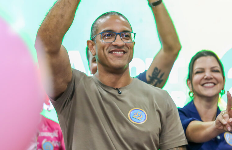 TSE mantém Arthur Henrique em campanha e rejeita pedido de rival às vésperas da votação