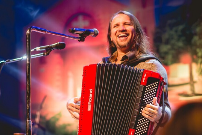 Boa Vista Junina tem show nacional de Dorgival Dantas nesta quarta, às 22h