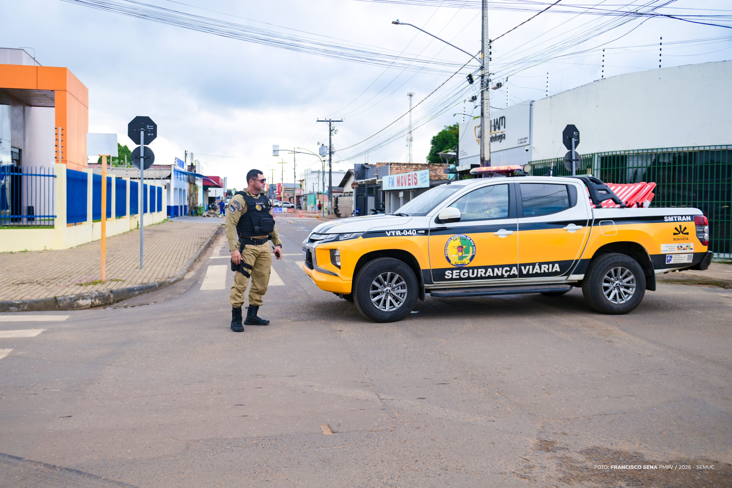 Ruas do bairro Asa Branca são interditadas até quinta para instalação de lombadas